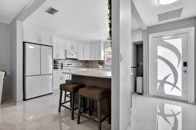 168 Amherst Lane, Lake Worth, FL 33467 - Photo 11