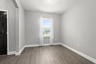 6105 NW Gause Ave, Port Saint Lucie, FL 34986 - Photo 11