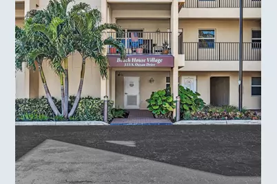 333 SE 20th Avenue #204, Deerfield Beach, FL 33441 - Photo 1