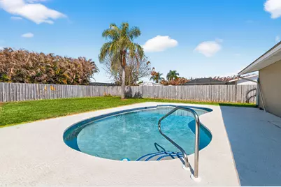 874 SW Goodrich Street, Port Saint Lucie, FL 34983 - Photo 21