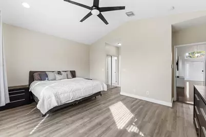 9430 Lago Drive, Boynton Beach, FL 33472 - Photo 17