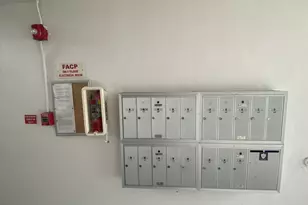 705 NE 2nd St, Hallandale Beach, FL 33009 - Photo 15