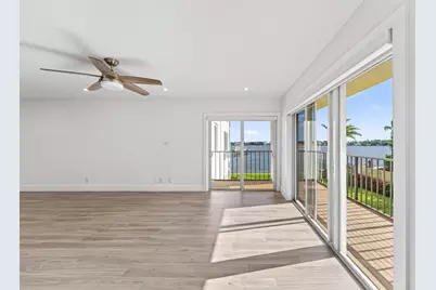 1206 S Lake Drive #203, Lantana, FL 33462 - Photo 17