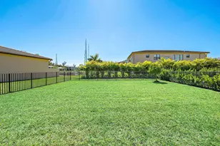 8260 Royal County Down Rd, Boca Raton, FL 33434 - Photo 61