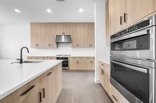 8260 Royal County Down Rd, Boca Raton, FL 33434 - Photo 25