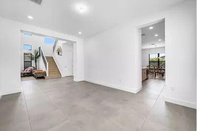 8260 Royal County Down Road, Boca Raton, FL 33434 - Photo 15