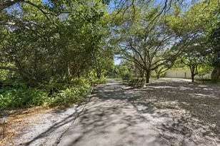 2842 Kelly Brooke Ln, Deerfield Beach, FL 33442 - Photo 39