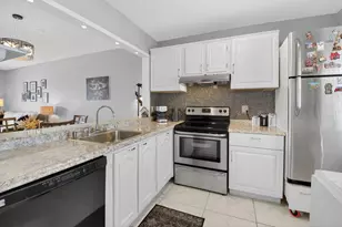 33 Abbey Ln, Delray Beach, FL 33446 - Photo 7