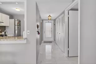 33 Abbey Ln, Delray Beach, FL 33446 - Photo 5