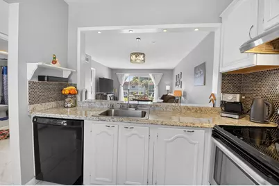33 Abbey Lane #207, Delray Beach, FL 33446 - Photo 11