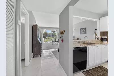 33 Abbey Lane #207, Delray Beach, FL 33446 - Photo 5
