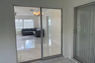 131 NW 14th St, Boynton Beach, FL 33426 - Photo 19