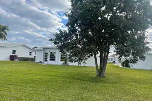 131 NW 14th St, Boynton Beach, FL 33426 - Photo 13