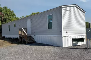 1310 Shanon Ln, Clewiston, FL 33440 - Photo 1