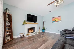 210 Ramie Ln, Port Saint Lucie, FL 34952 - Photo 9