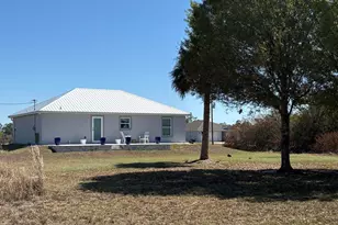 9019 S Castle Cir, Labelle, FL 33935 - Photo 27
