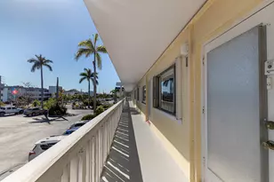 101 Doolen Ct, North Palm Beach, FL 33408 - Photo 7