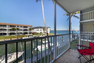 101 Doolen Ct, North Palm Beach, FL 33408 - Photo 1