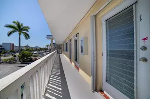 101 Doolen Ct, North Palm Beach, FL 33408 - Photo 7