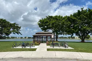 333 Berenger Walk, Royal Palm Beach, FL 33414 - Photo 35