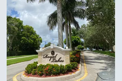 333 Berenger Walk, Royal Palm Beach, FL 33414 - Photo 33