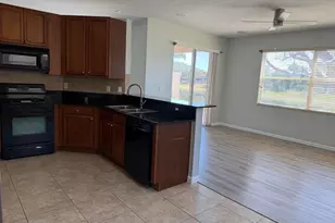 333 Berenger Walk, Royal Palm Beach, FL 33414 - Photo 9