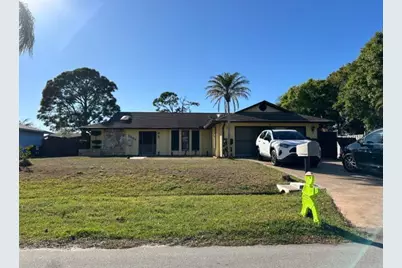 1552 SE Ladner Street, Port Saint Lucie, FL 34983 - Photo 3