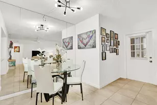 309 Knotty Pine Cir, Greenacres, FL 33463 - Photo 5