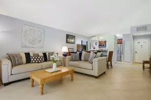 825 Club Dr, Palm Beach Gardens, FL 33418 - Photo 11