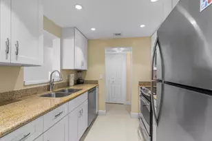 1009 N Ocean Blvd, Pompano Beach, FL 33062 - Photo 7