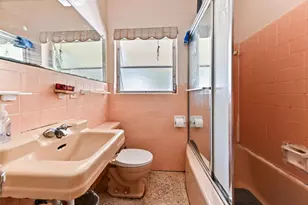 411 N Lakeside Dr, Lake Worth, FL 33460 - Photo 15