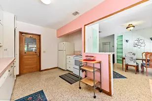 411 N Lakeside Dr, Lake Worth, FL 33460 - Photo 5