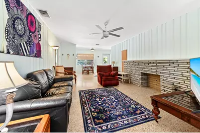 411 N Lakeside Drive, Lake Worth Beach, FL 33460 - Photo 1