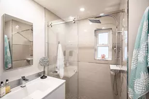 100 Venetian Dr, Delray Beach, FL 33483 - Photo 23