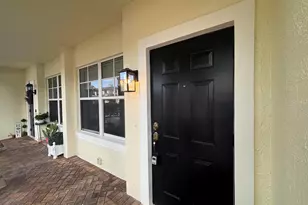 2555 Creekside Dr, Fort Pierce, FL 34981 - Photo 3