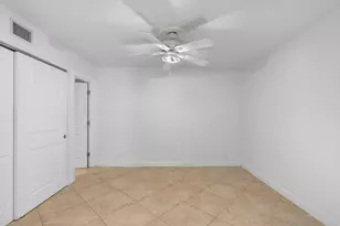 600 Executive Center Dr, West Palm Beach, FL 33401 - Photo 13