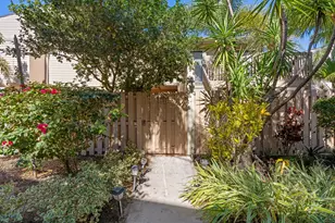 600 Executive Center Dr, West Palm Beach, FL 33401 - Photo 1