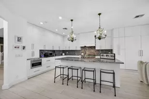 639 Masters Way, Palm Beach Gardens, FL 33418 - Photo 13