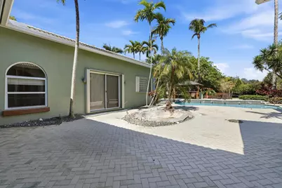 8634 Sawpine Road, Delray Beach, FL 33446 - Photo 13