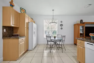 16613 NW 77th Path, Miami Lakes, FL 33016 - Photo 15
