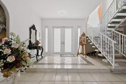 16613 NW 77th Path, Miami Lakes, FL 33016 - Photo 9