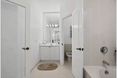 16613 NW 77th Path, Miami Lakes, FL 33016 - Photo 23