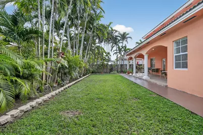 16613 NW 77th Path, Miami Lakes, FL 33016 - Photo 7