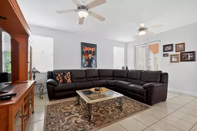 16613 NW 77th Path, Miami Lakes, FL 33016 - Photo 11