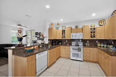 16613 NW 77th Path, Miami Lakes, FL 33016 - Photo 17