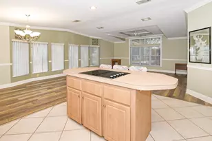 3217 Scarlet Tanager Ct, Port Saint Lucie, FL 34952 - Photo 7