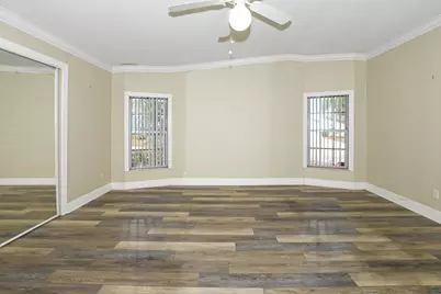 3217 Scarlet Tanager Court, Port Saint Lucie, FL 34952 - Photo 11