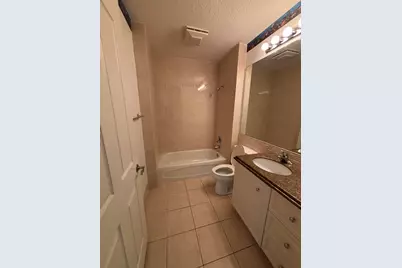 5 Harbour Isle Drive E #103, Fort Pierce, FL 34949 - Photo 13