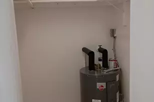 126 Cleveland St, Palm Springs, FL 33461 - Photo 17