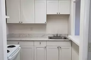 126 Cleveland St, Palm Springs, FL 33461 - Photo 9